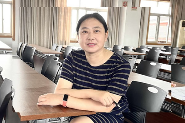 无锡市优秀教育工作者张敏